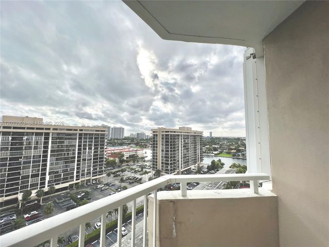 1985 S Ocean Drive 12N, Hallandale Beach, FL 33009