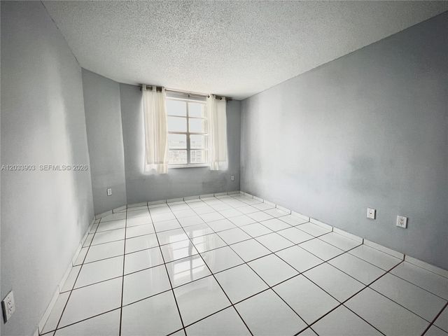 1985 S Ocean Drive 12N, Hallandale Beach, FL 33009