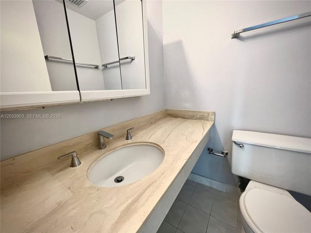 1985 S Ocean Drive 12N, Hallandale Beach, FL 33009