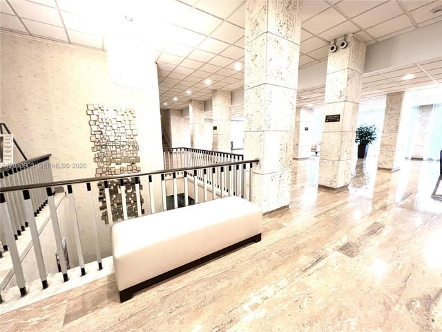 1985 S Ocean Drive 12N, Hallandale Beach, FL 33009