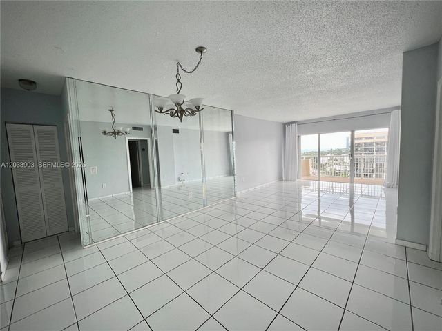 1985 S Ocean Drive 12N, Hallandale Beach, FL 33009