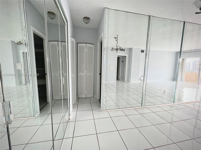 1985 S Ocean Drive 12N, Hallandale Beach, FL 33009