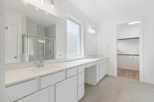 1405 Blue Moon DR, Georgetown, TX 78628