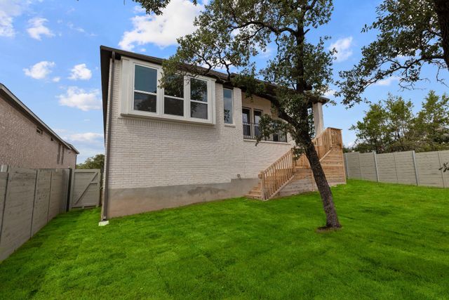 1405 Blue Moon DR, Georgetown, TX 78628