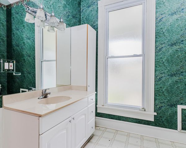 2416 Avenue I, Bay City, TX 77414