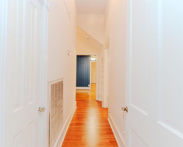 2416 Avenue I, Bay City, TX 77414