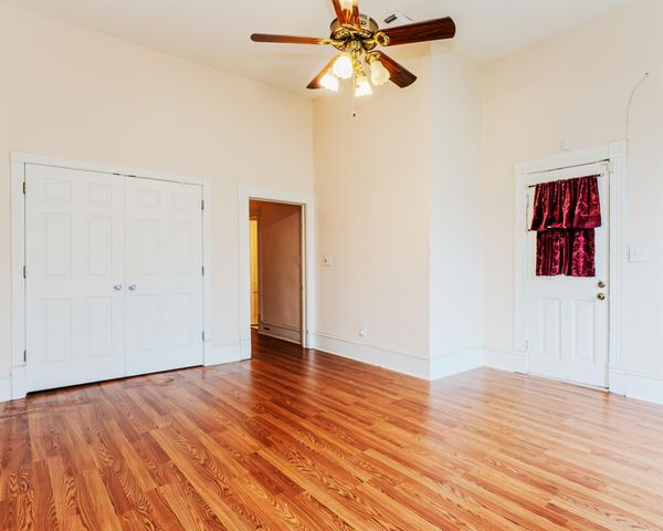 2416 Avenue I, Bay City, TX 77414