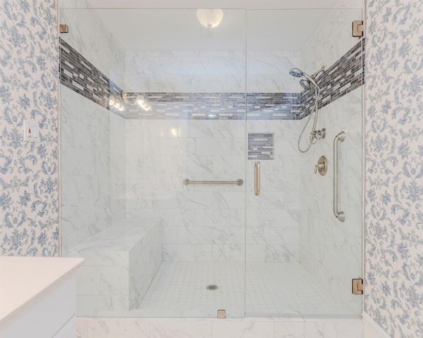 2416 Avenue I, Bay City, TX 77414