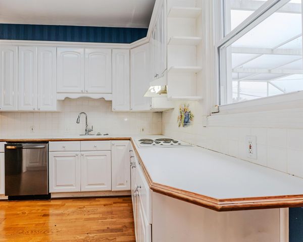 2416 Avenue I, Bay City, TX 77414