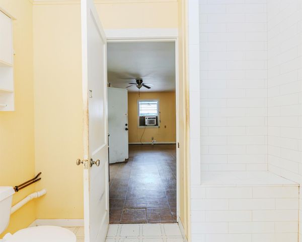 2416 Avenue I, Bay City, TX 77414