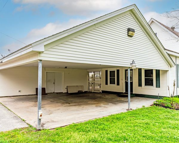 2416 Avenue I, Bay City, TX 77414