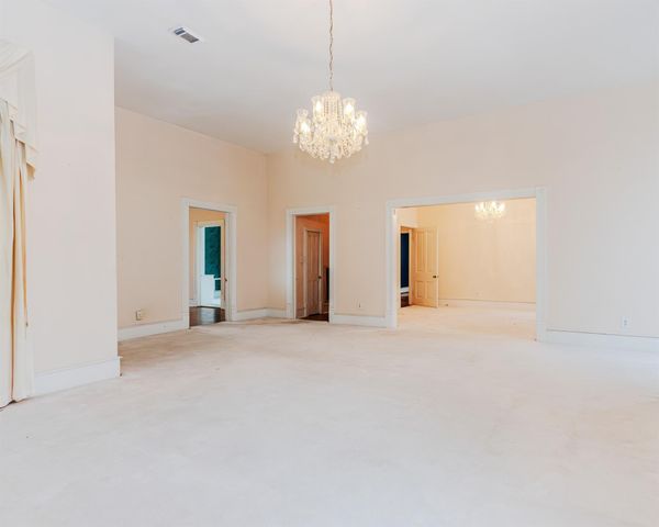 2416 Avenue I, Bay City, TX 77414