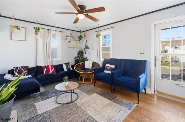 52 Daniel St, Woodbridge Twp., NJ 07064