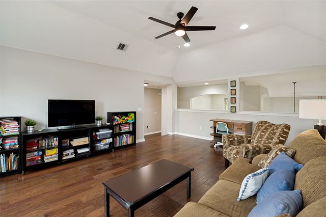 4567 Risinghill Drive, Plano, TX 75024