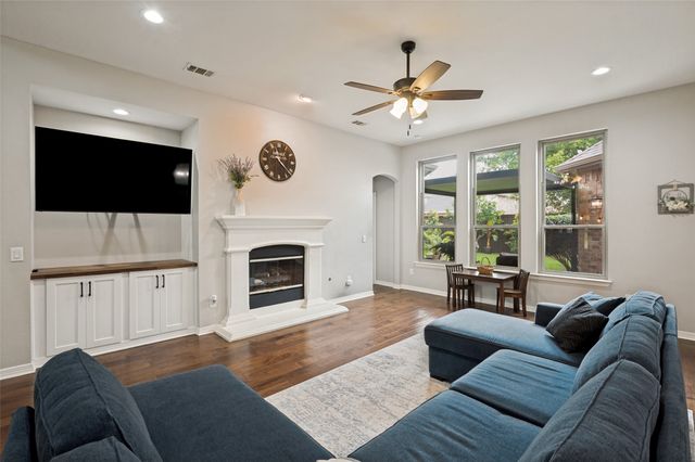 4567 Risinghill Drive, Plano, TX 75024