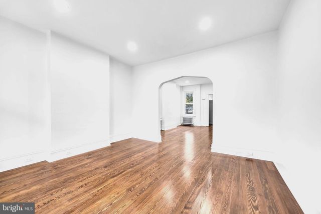 480 STUYVESANT AVE, Trenton, NJ 08618