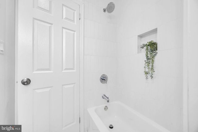 480 STUYVESANT AVE, Trenton, NJ 08618