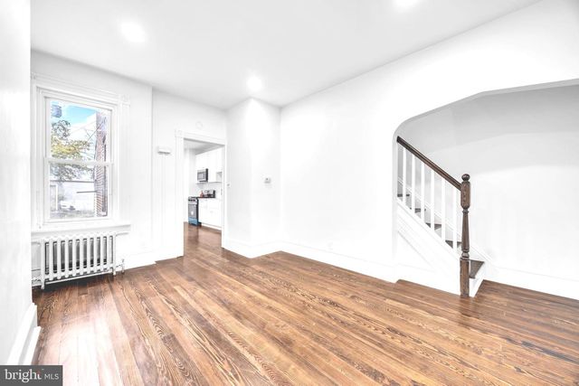 480 STUYVESANT AVE, Trenton, NJ 08618