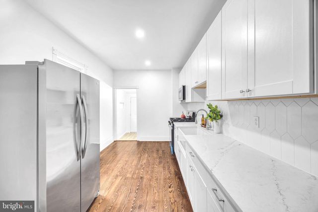 480 STUYVESANT AVE, Trenton, NJ 08618
