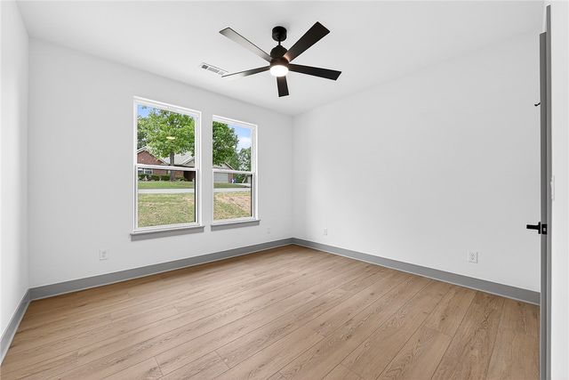 44 Leona Drive, Bella Vista, AR 72715