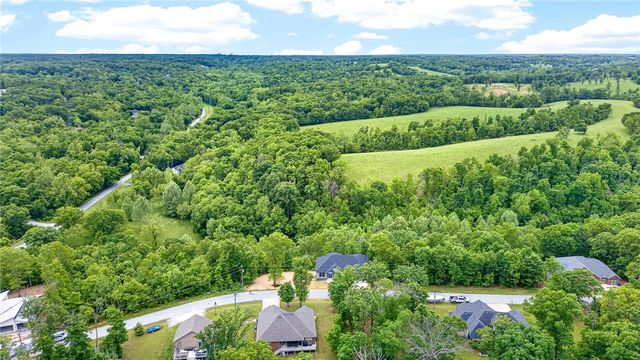 44 Leona Drive, Bella Vista, AR 72715
