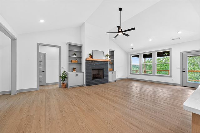 44 Leona Drive, Bella Vista, AR 72715