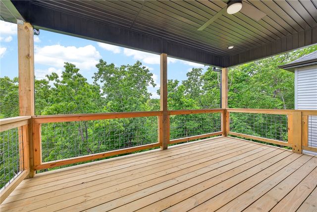 44 Leona Drive, Bella Vista, AR 72715