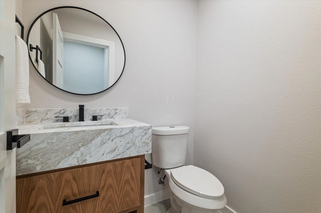29 Crestwood Drive, Trophy Club, TX 76262