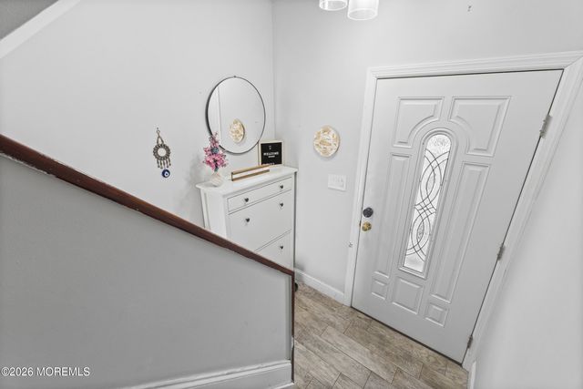 45 Lone Star Lane, Manalapan, NJ 07726