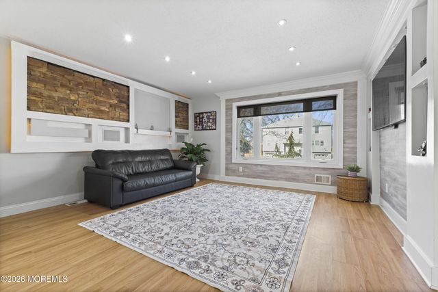 45 Lone Star Lane, Manalapan, NJ 07726