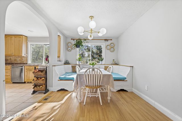 45 Lone Star Lane, Manalapan, NJ 07726