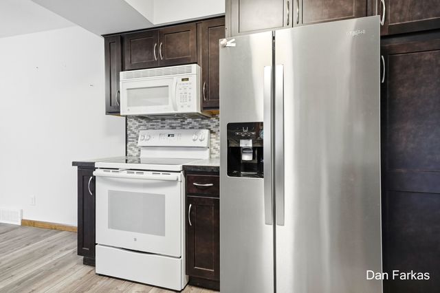 4380 Knickerbocker Court SW, Wyoming, MI 49519