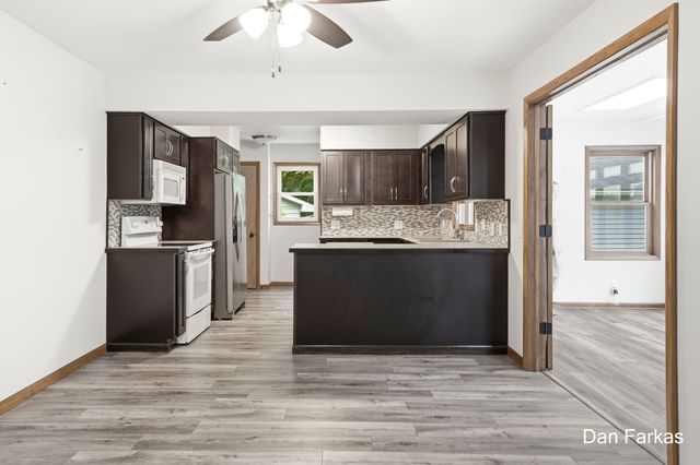4380 Knickerbocker Court SW, Wyoming, MI 49519