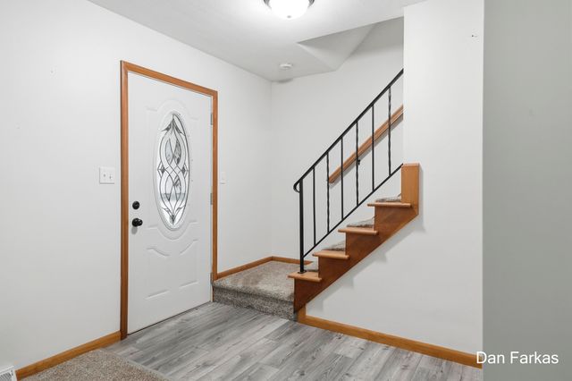 4380 Knickerbocker Court SW, Wyoming, MI 49519