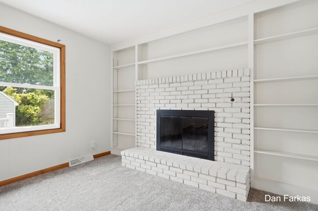 4380 Knickerbocker Court SW, Wyoming, MI 49519