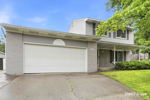 4380 Knickerbocker Court SW, Wyoming, MI 49519
