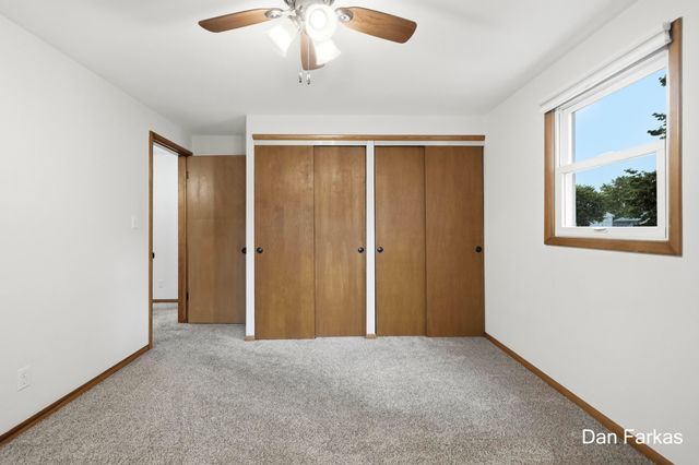4380 Knickerbocker Court SW, Wyoming, MI 49519
