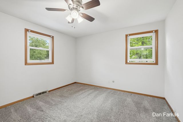 4380 Knickerbocker Court SW, Wyoming, MI 49519