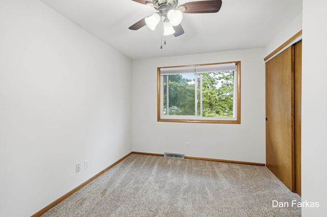 4380 Knickerbocker Court SW, Wyoming, MI 49519