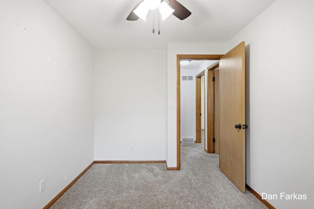 4380 Knickerbocker Court SW, Wyoming, MI 49519