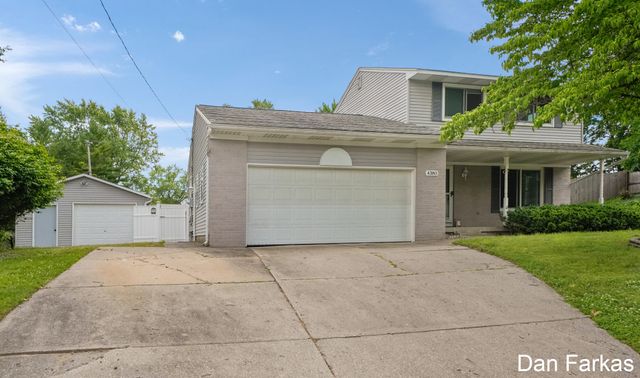 4380 Knickerbocker Court SW, Wyoming, MI 49519