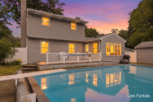 4380 Knickerbocker Court SW, Wyoming, MI 49519