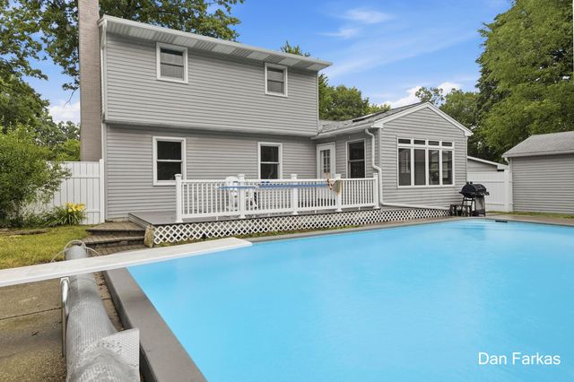 4380 Knickerbocker Court SW, Wyoming, MI 49519