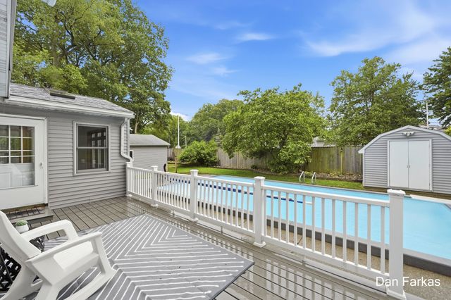 4380 Knickerbocker Court SW, Wyoming, MI 49519