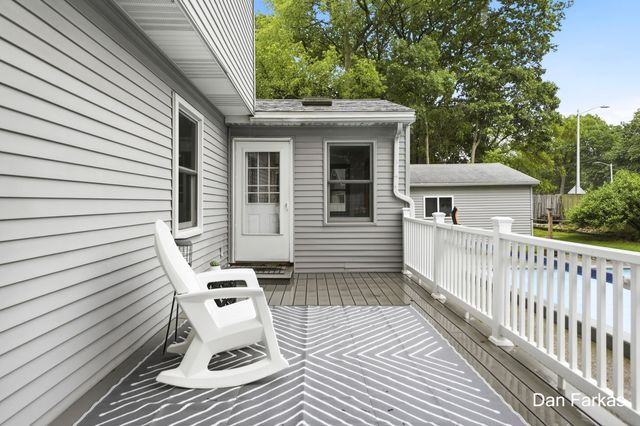 4380 Knickerbocker Court SW, Wyoming, MI 49519