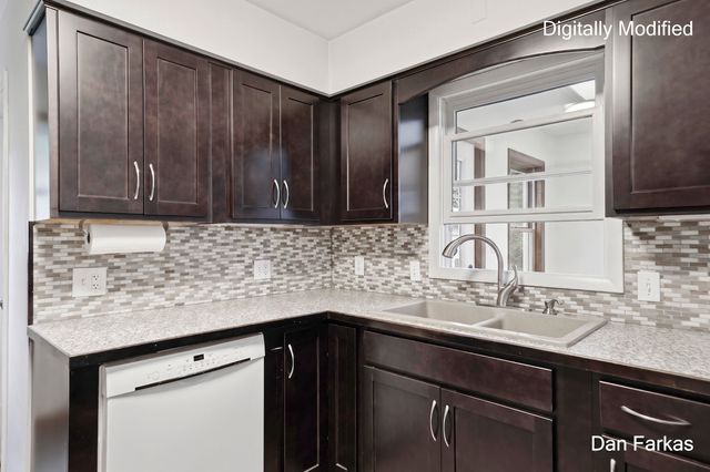 4380 Knickerbocker Court SW, Wyoming, MI 49519