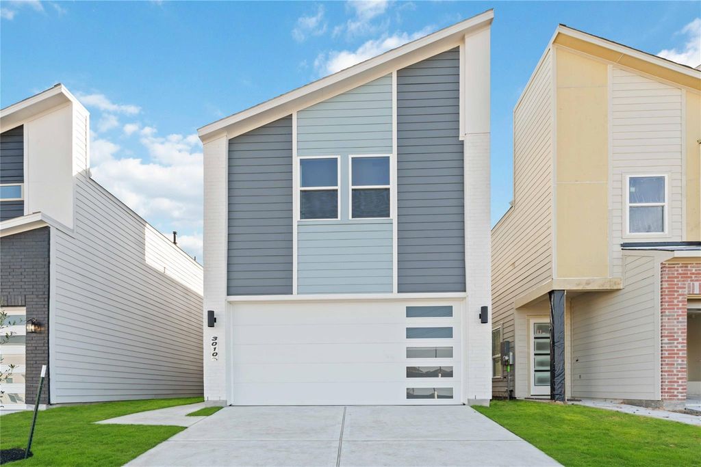 3010 La Rambla Drive, Houston, TX 77047