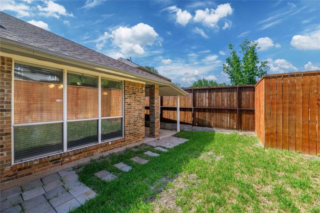 2324 Dyers Oak Drive, Plano, TX 75074