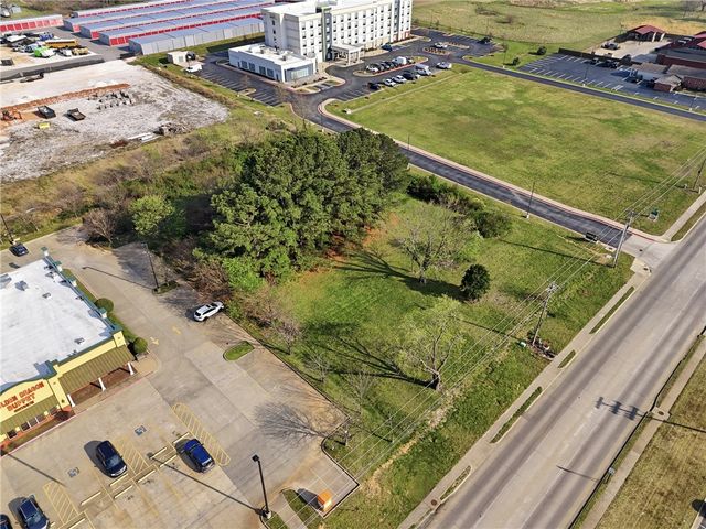 1463 & 1431 S 48th Street, Springdale, AR 72762