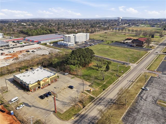 1463 & 1431 S 48th Street, Springdale, AR 72762